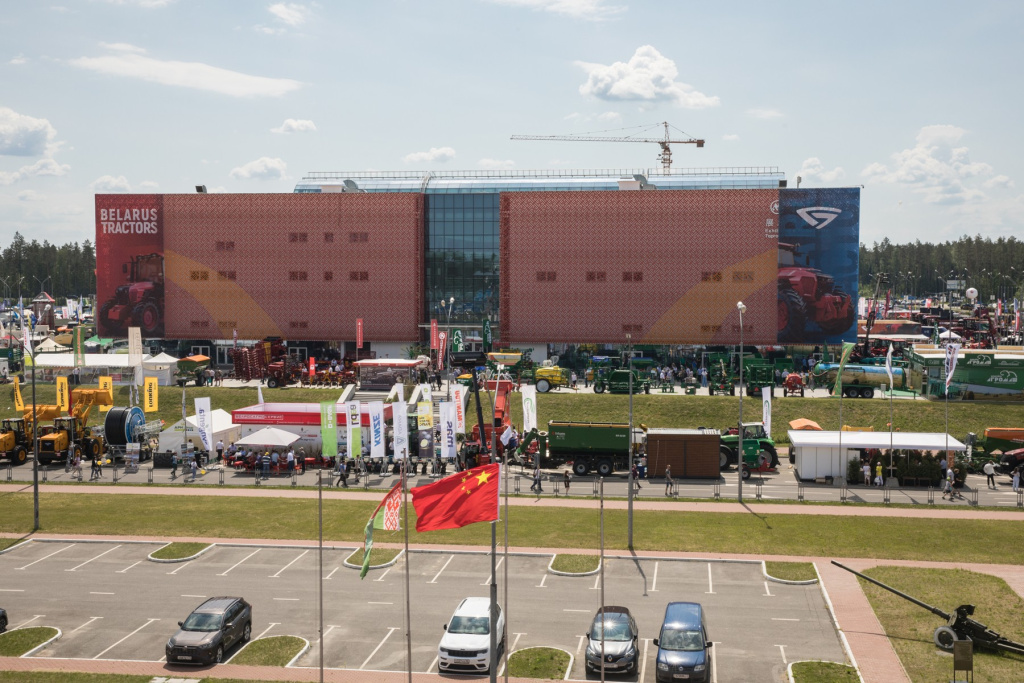 фото: Услуги и аренда площадки для проведения мероприятий